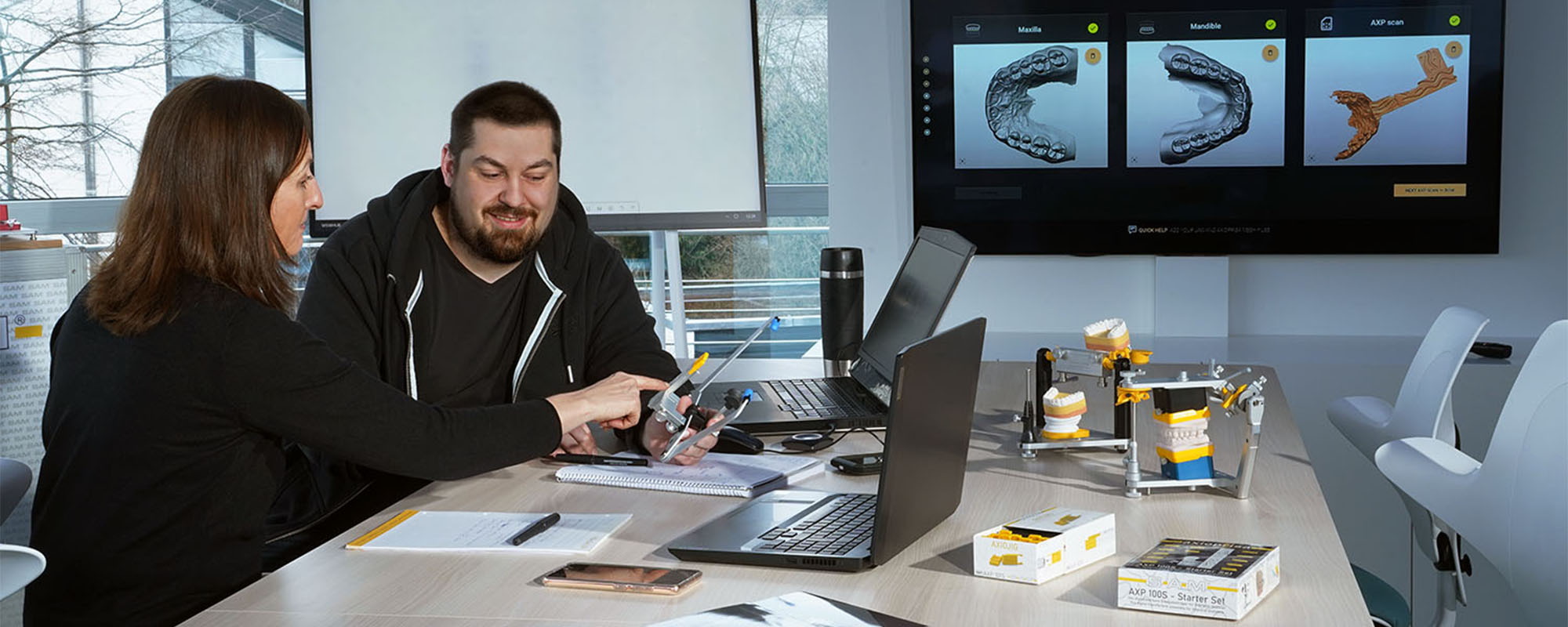 Team AXP - DSC05387 - 2000 x 800